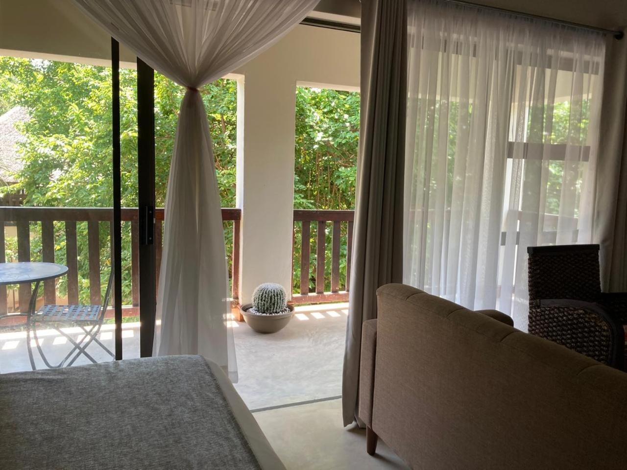 Acasia Guest Lodge Komatipoort Zewnętrze zdjęcie