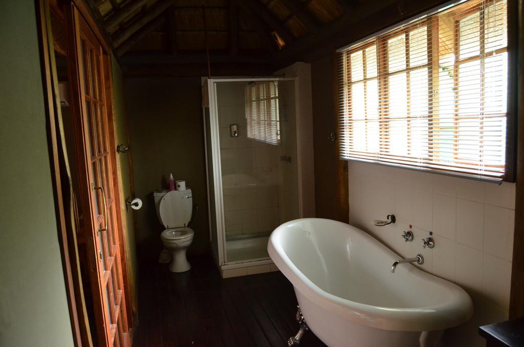 Acasia Guest Lodge Komatipoort Zewnętrze zdjęcie
